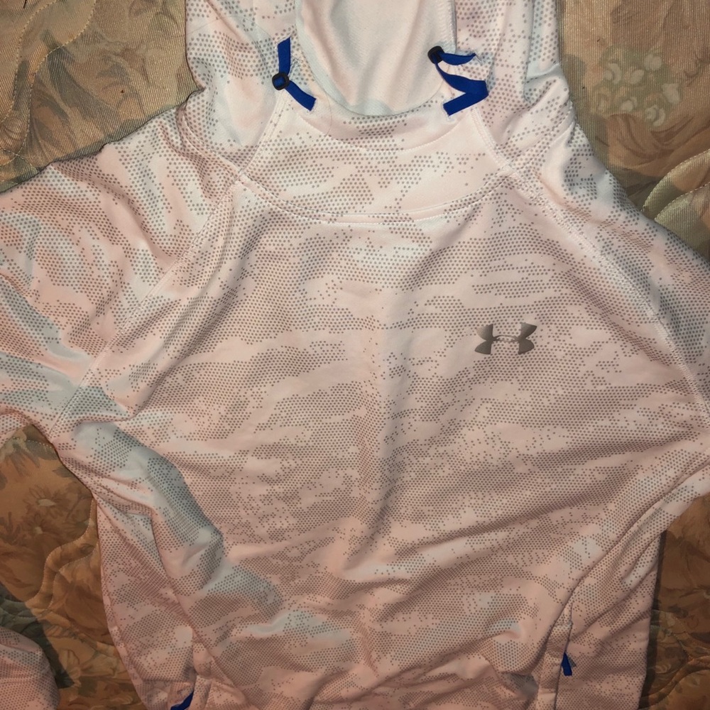 White under armor work out hoodie